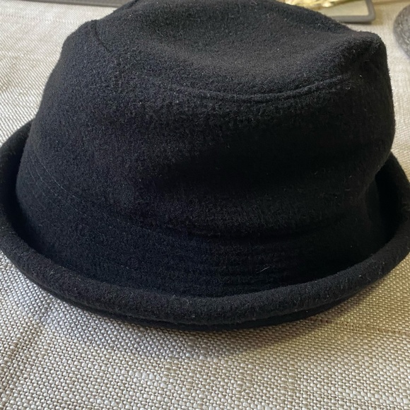 Eddie Bauer Mens Wool Blend Black Roll Rim Casual Hat - Picture 5 of 13